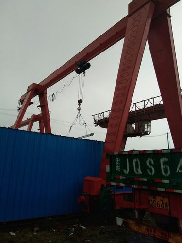 上海市嘉定区曹安公路靠近北虹桥协通科技大厦